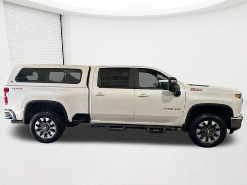 Used 2021 Chevrolet Silverado 3500 LT w/ All Star Edition AWD/4WD image 4