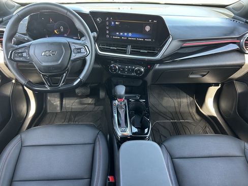 Certified 2024 Chevrolet Trax RS w/ Driver Confidence Package FWD image 15