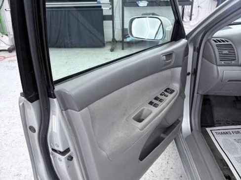 Used 2002 Toyota Camry LE image 20