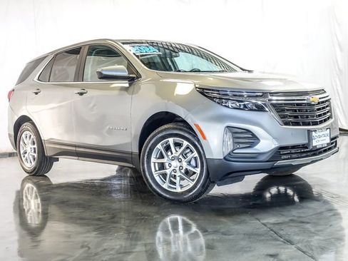 Certified 2024 Chevrolet Equinox LT image 2