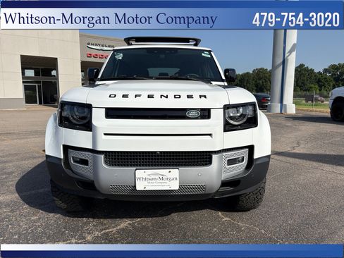 Used 2025 Land Rover Defender 110 S AWD/4WD image 3