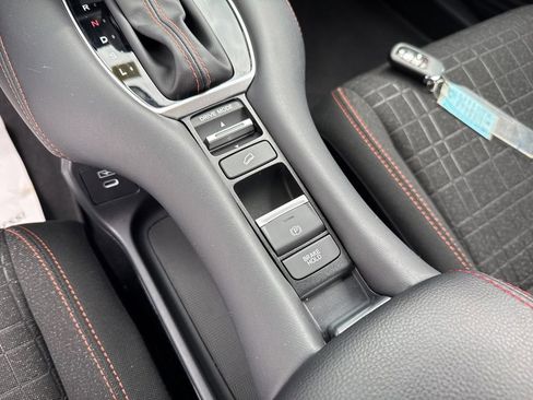 Used 2024 Honda HR-V Sport image 22