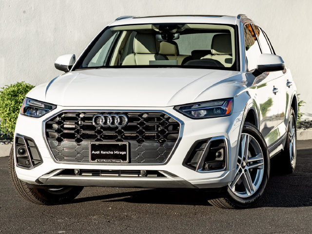 Used 2024 Audi Q5 e Premium AWD/4WD image 1