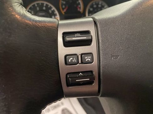 Used 2010 Nissan Titan SE w/ Heavy Metal Edition Pkg AWD/4WD image 27