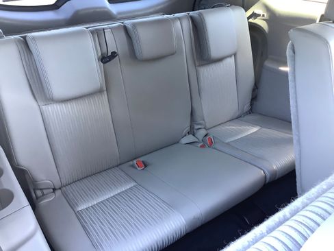 Used 2015 Toyota Highlander Plus image 16