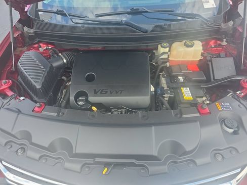Certified 2018 Chevrolet Traverse Premier w/ Driver Confidence II Package FWD image 26