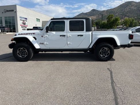 Used 2023 Jeep Gladiator Mojave w/ Cold Weather Group image 7
