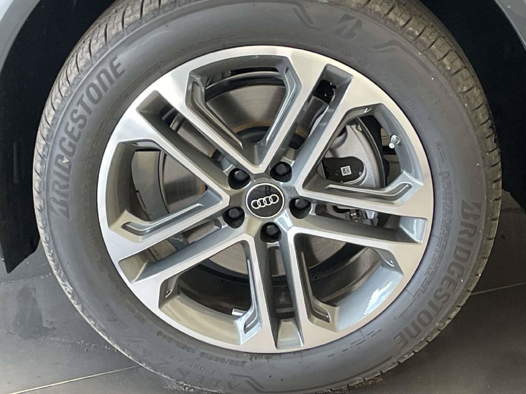New 2026 Audi Q5 2.0T AWD/4WD image 11