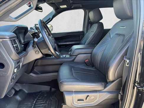 Used 2022 Ford Expedition Platinum AWD/4WD image 10