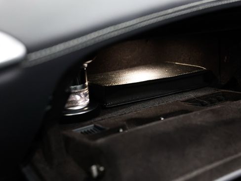 Used 2019 Mercedes-Benz S 560 Cabriolet w/ AMG Line Exterior image 35