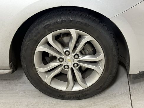 Used 2019 Chevrolet Cruze LS w/ LS Convenience Package image 8