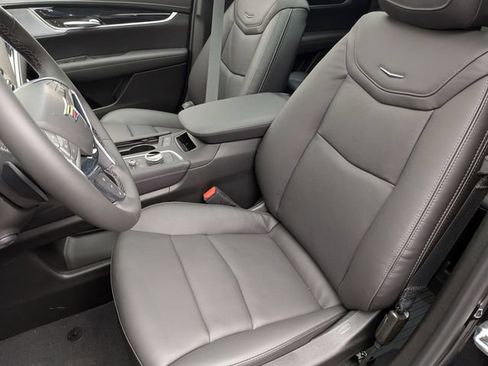Used 2026 Cadillac XT5 Premium Luxury w/ Driver Assist Package AWD/4WD image 21