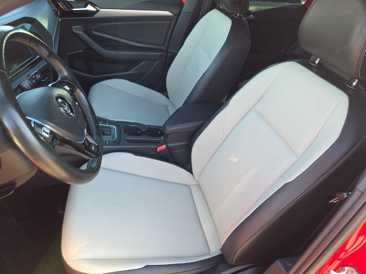 Used 2020 Volkswagen Jetta R-Line w/ R-Line Cold Weather Package FWD image 14