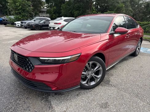 Used 2023 Honda Accord EX image 2