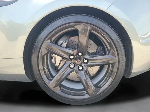 Used 2024 Chevrolet Corvette Z06 RWD image 32