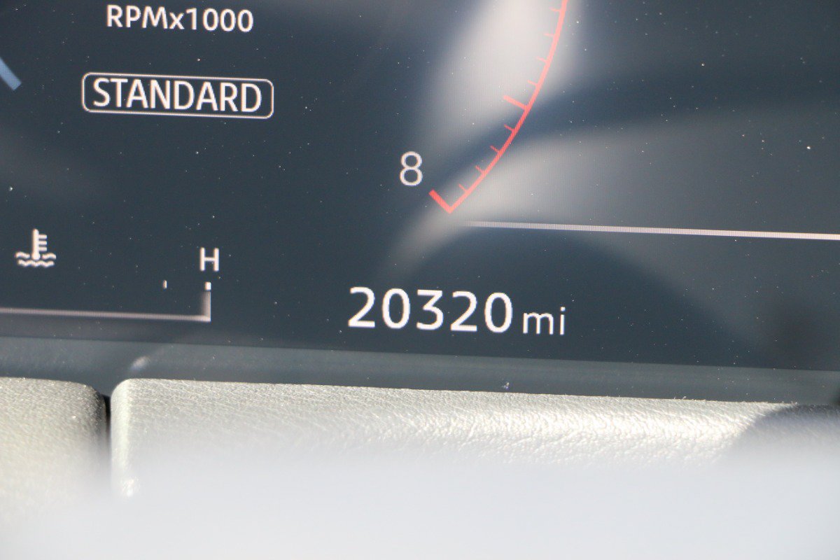Used 2025 Nissan Armada PRO-4X w/ Pro-4X Premium Package AWD/4WD image 38