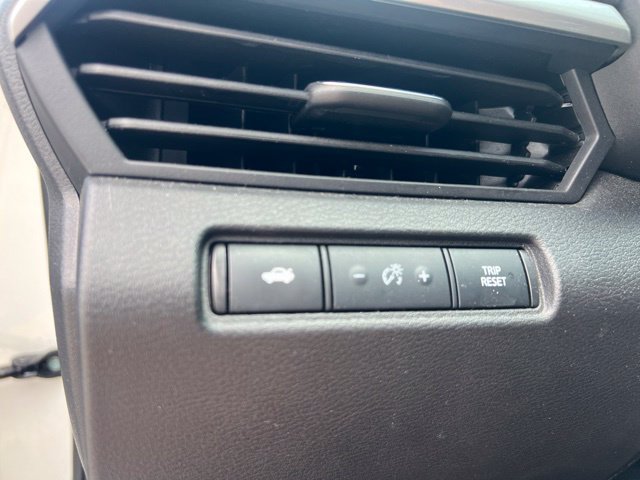 Used 2025 Nissan Altima 2.5 SV FWD image 11