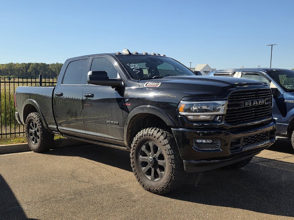 Used 2022 RAM 2500 Laramie AWD/4WD image 3