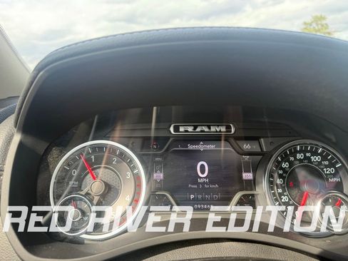 Used 2021 RAM 2500 Laramie image 25