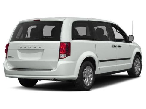 Certified 2019 Dodge Grand Caravan SE w/ UConnect Hands-Free Group image 3