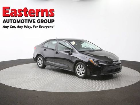 Used 2025 Toyota Corolla LE FWD image 50