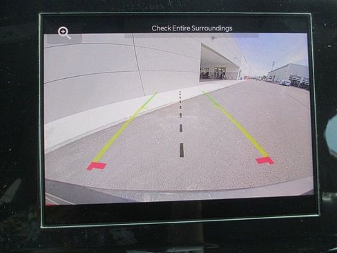 Used 2024 Jeep Grand Cherokee L Laredo image 13