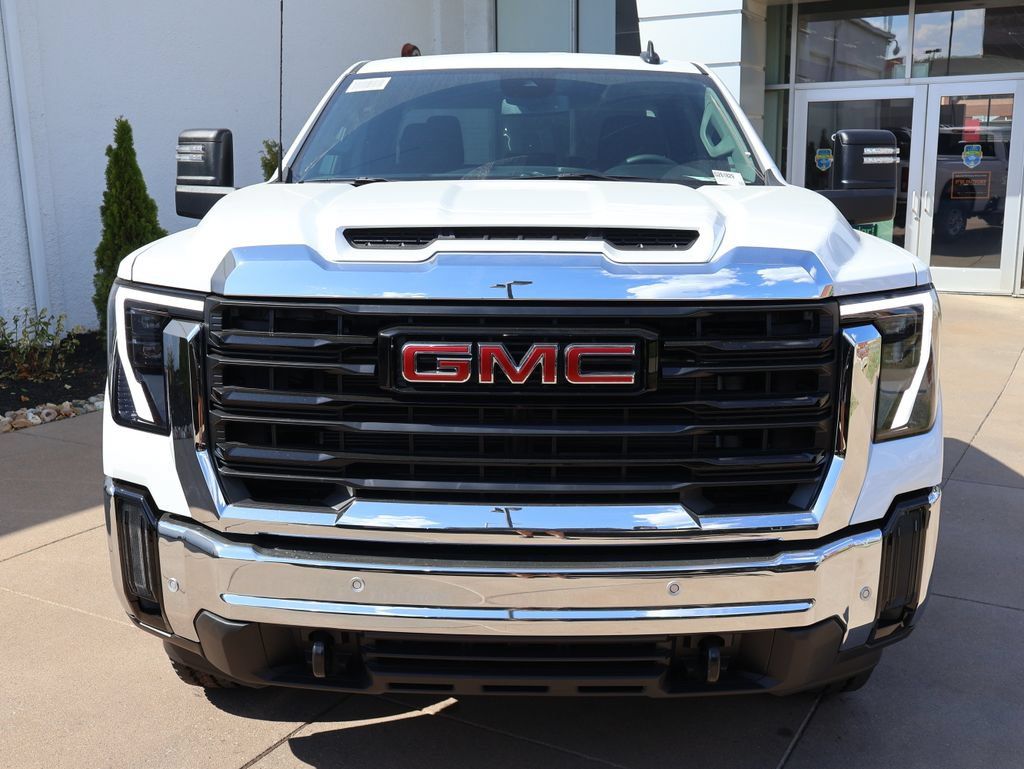 New 2026 GMC Sierra 2500 Pro w/ 1SA Pro Safety Plus Package AWD/4WD image 2