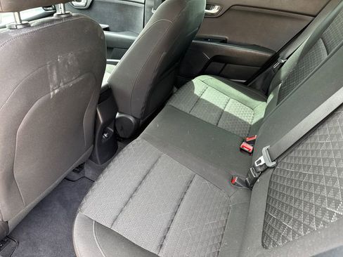 Used 2021 Kia Rio S FWD image 17