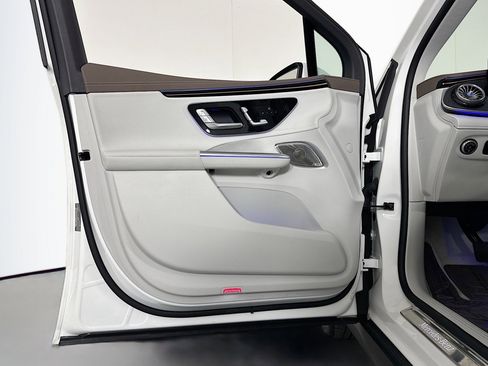 Certified 2023 Mercedes-Benz EQE 350+ 4MATIC SUV image 20