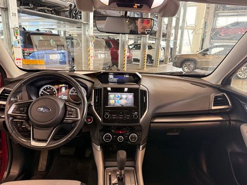 Used 2019 Subaru Forester Premium image 11