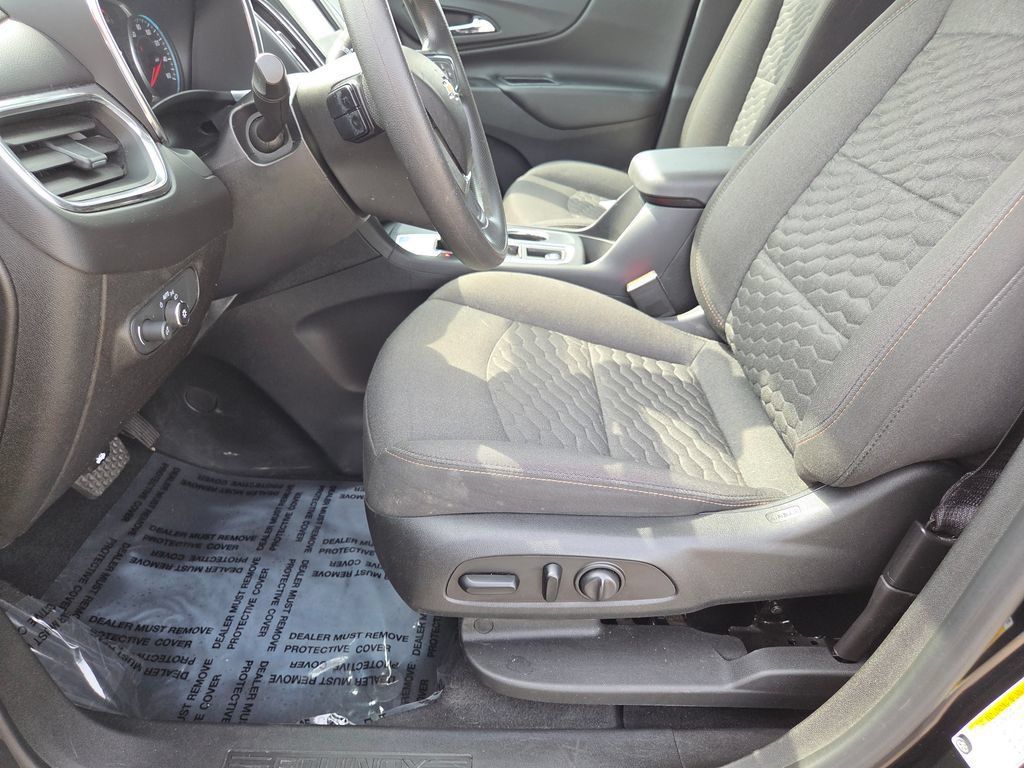 Used 2020 Chevrolet Equinox LT FWD image 6