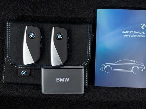 Used 2025 BMW 530i xDrive image 52