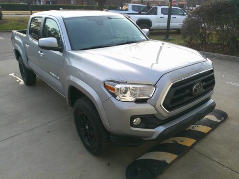 Used 2021 Toyota Tacoma SR5 image 55