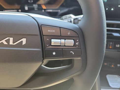New 2026 Kia Sportage EX image 28