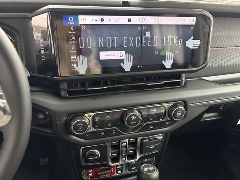 New 2026 Jeep Wrangler Unlimited Rubicon image 13