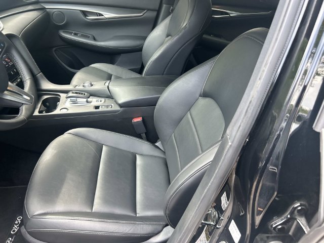 Certified 2025 INFINITI QX50 Pure AWD/4WD image 16