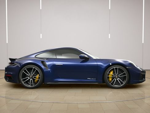 Certified 2024 Porsche 911 Turbo AWD/4WD image 32