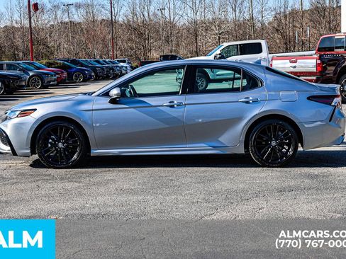 Used 2024 Toyota Camry XSE image 8