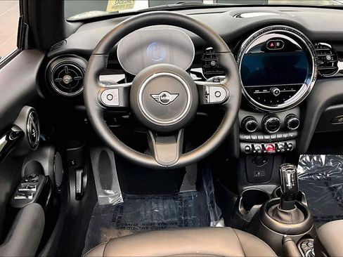 Used 2023 MINI Cooper Cooper image 10