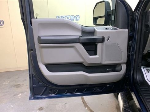 Used 2019 Ford F250 XL w/ STX Appearance Package image 19