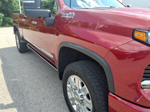 Used 2024 Chevrolet Silverado 2500 High Country w/ High Country Premium Package AWD/4WD image 20