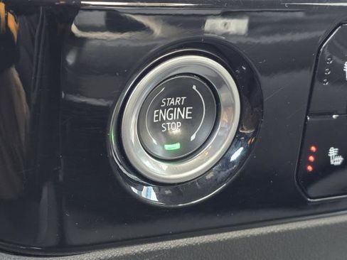 Used 2023 Chevrolet Silverado 1500 LT Trail Boss w/ LPO, Dark Essentials Package image 21