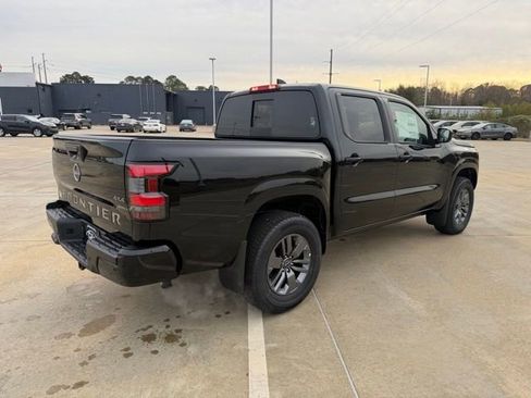 New 2026 Nissan Frontier SV image 5