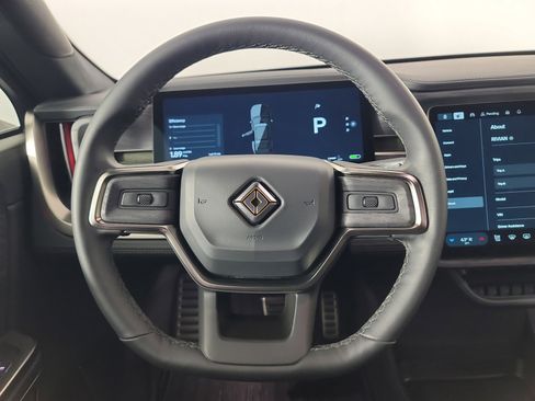 Used 2024 Rivian R1S Adventure image 28