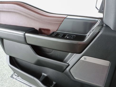 Used 2021 Ford F150 Lariat w/ Equipment Group 502A High image 25