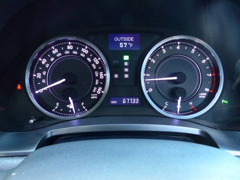 Used 2011 Lexus IS 250C w/ Luxury Pkg image 34