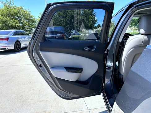 Used 2013 Buick Verano FWD image 20