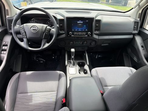 Used 2024 Nissan Frontier S w/ Technology Package RWD image 13