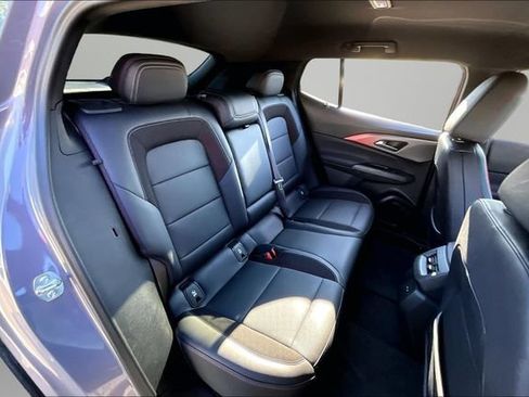 Certified 2024 Chevrolet Equinox EV RS FWD image 26