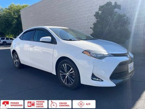 Used 2017 Toyota Corolla LE FWD image 1